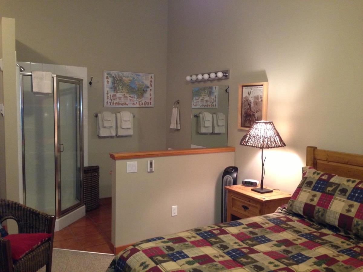 Apartment 406, Indigenous Artefacts Canmore Esterno foto