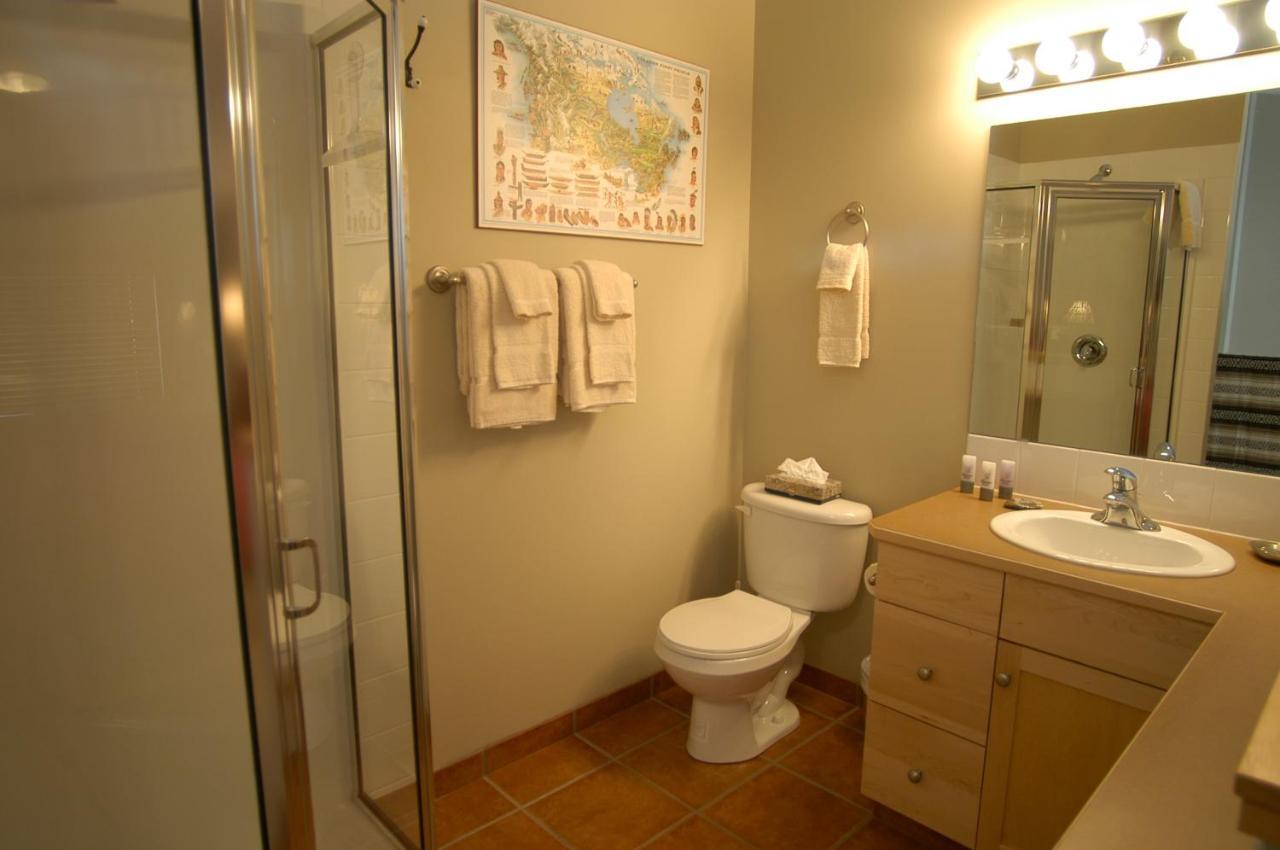 Apartment 406, Indigenous Artefacts Canmore Esterno foto